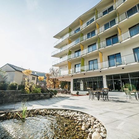 Wellness Hotel Panorama Trenčianske Teplice Exteriör bild