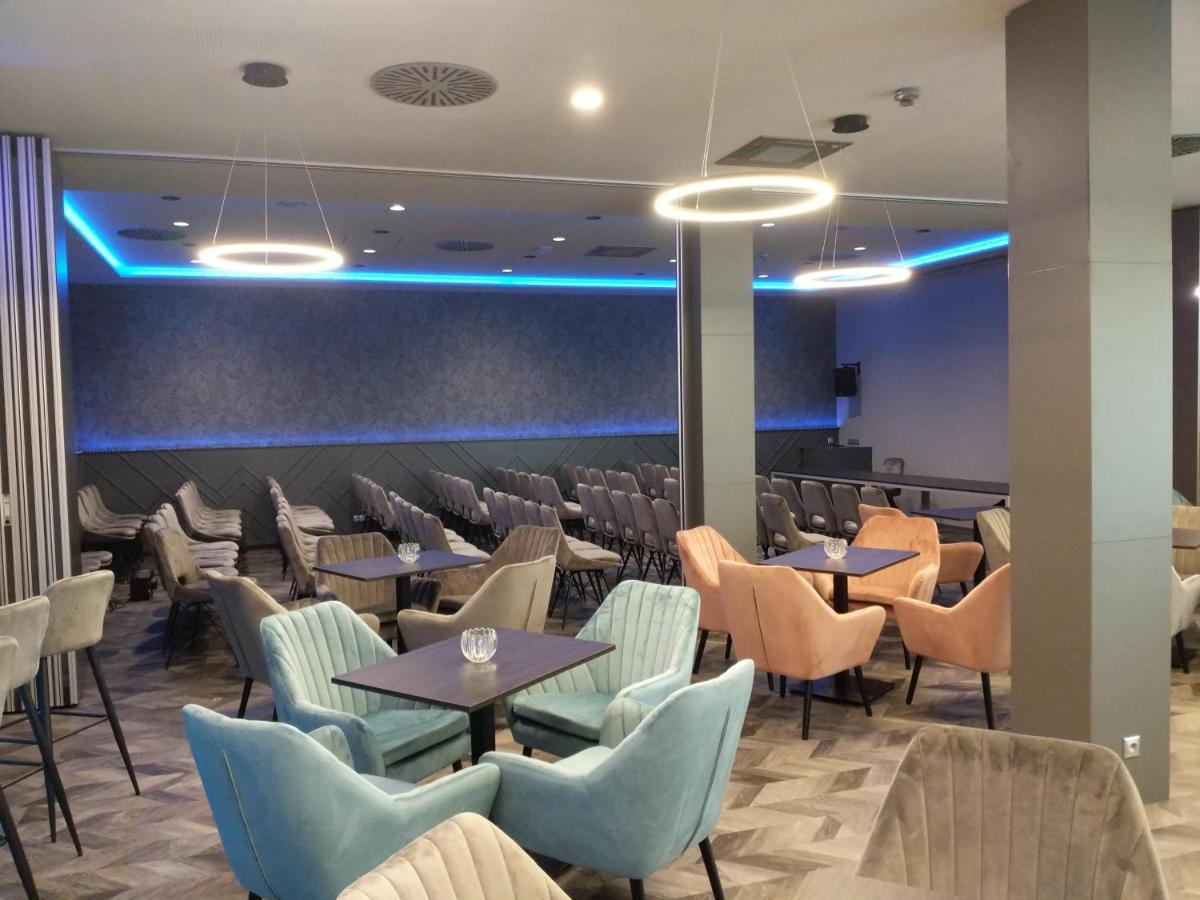 Wellness Hotel Panorama Trenčianske Teplice Exteriör bild