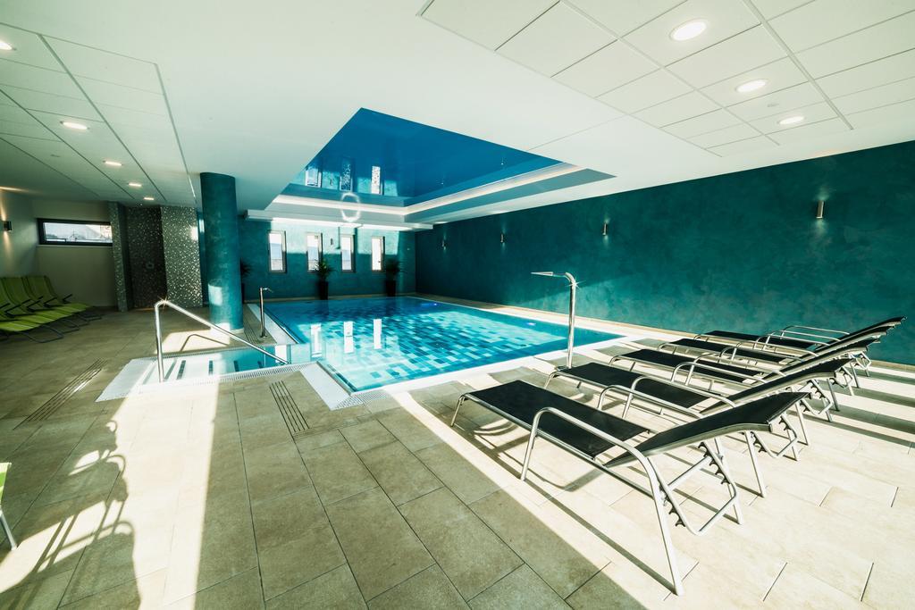 Wellness Hotel Panorama Trenčianske Teplice Exteriör bild