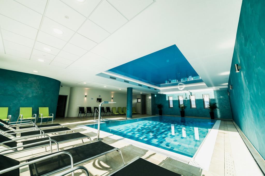 Wellness Hotel Panorama Trenčianske Teplice Exteriör bild