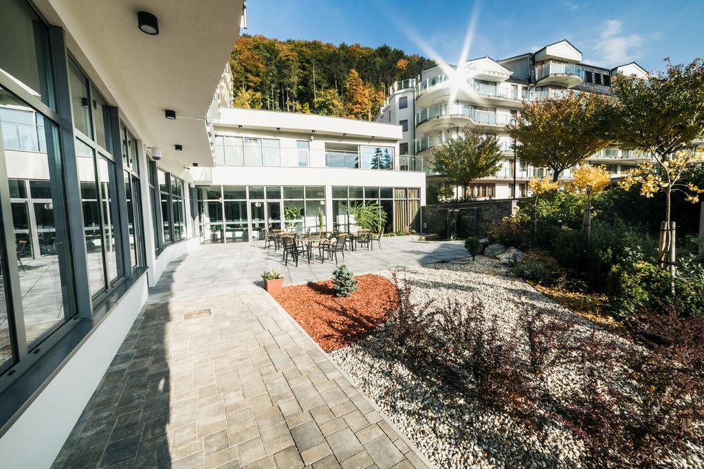 Wellness Hotel Panorama Trenčianske Teplice Exteriör bild